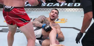 Aleksandar Rakic dính chấn thương trong trận đấu với Jan Blachowicz.