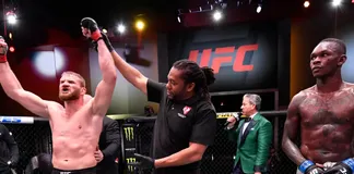 Jan Blachowicz giành chiến thắng trước Israel Adesanya tại UFC 259.