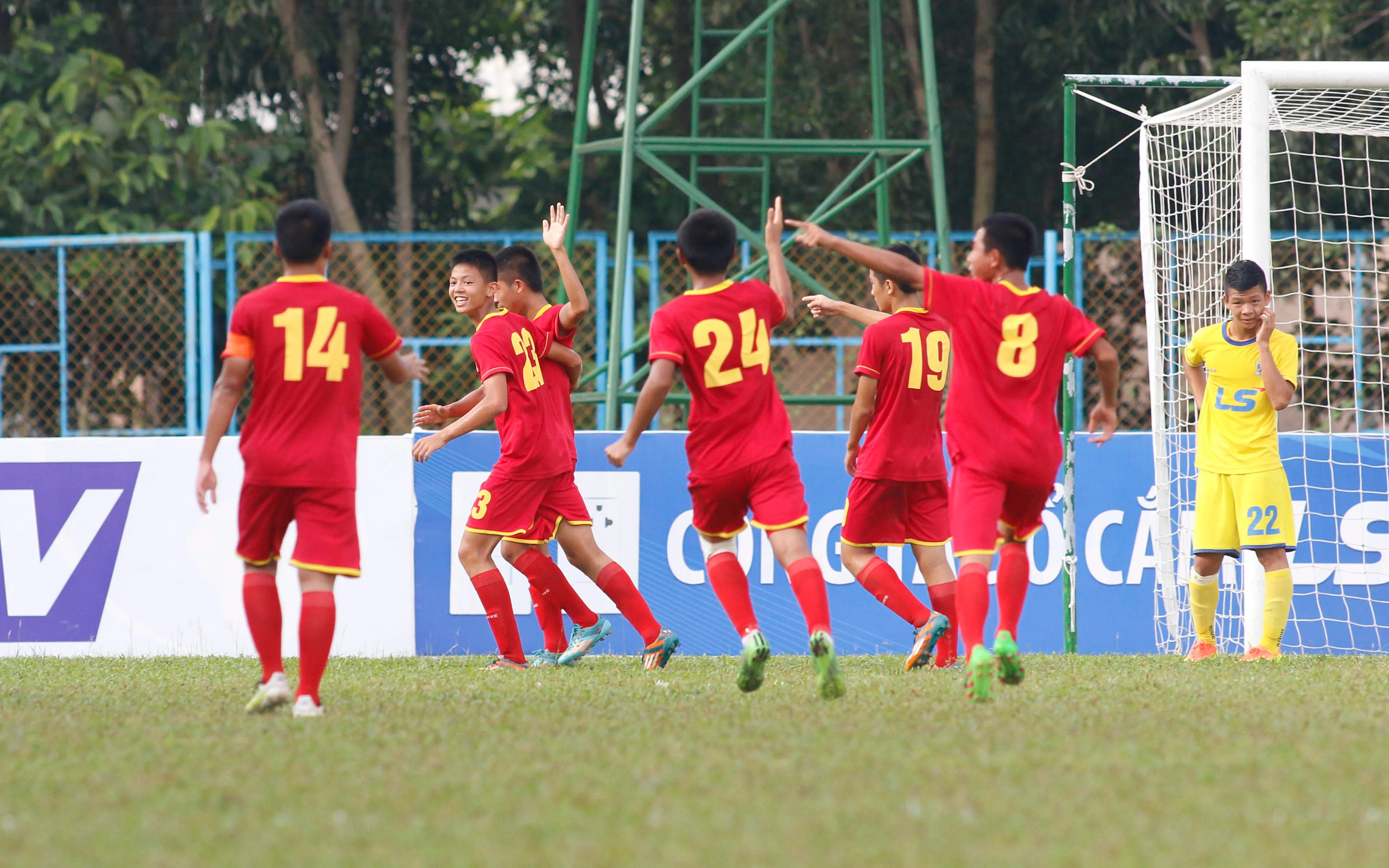 Khởi tranh VCK U15 Quốc gia 2018: Chờ đợi bữa tiếc bóng đá trẻ - Bóng Đá