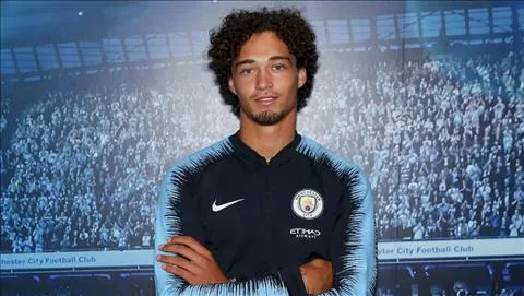 Âm thầm, Man City chính thức có sao trẻ người Hà Lan - Bóng Đá