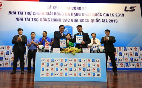 Hạng nhất Quốc gia 2019 có nhà tài trợ 