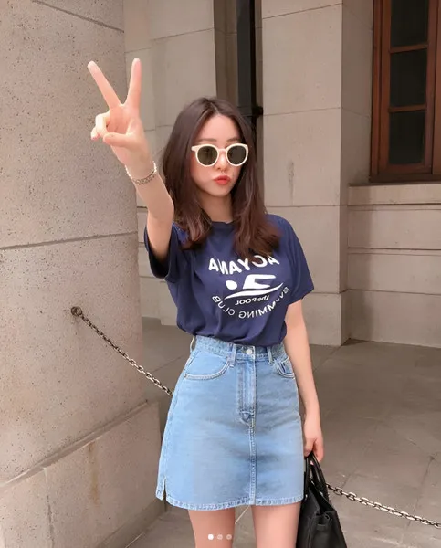 Lưu ý chọn độ xòe hoặc ôm vừa vặn với cơ thể để tạo đường cong và tôn lên vẻ đẹp của bộ trang phục.