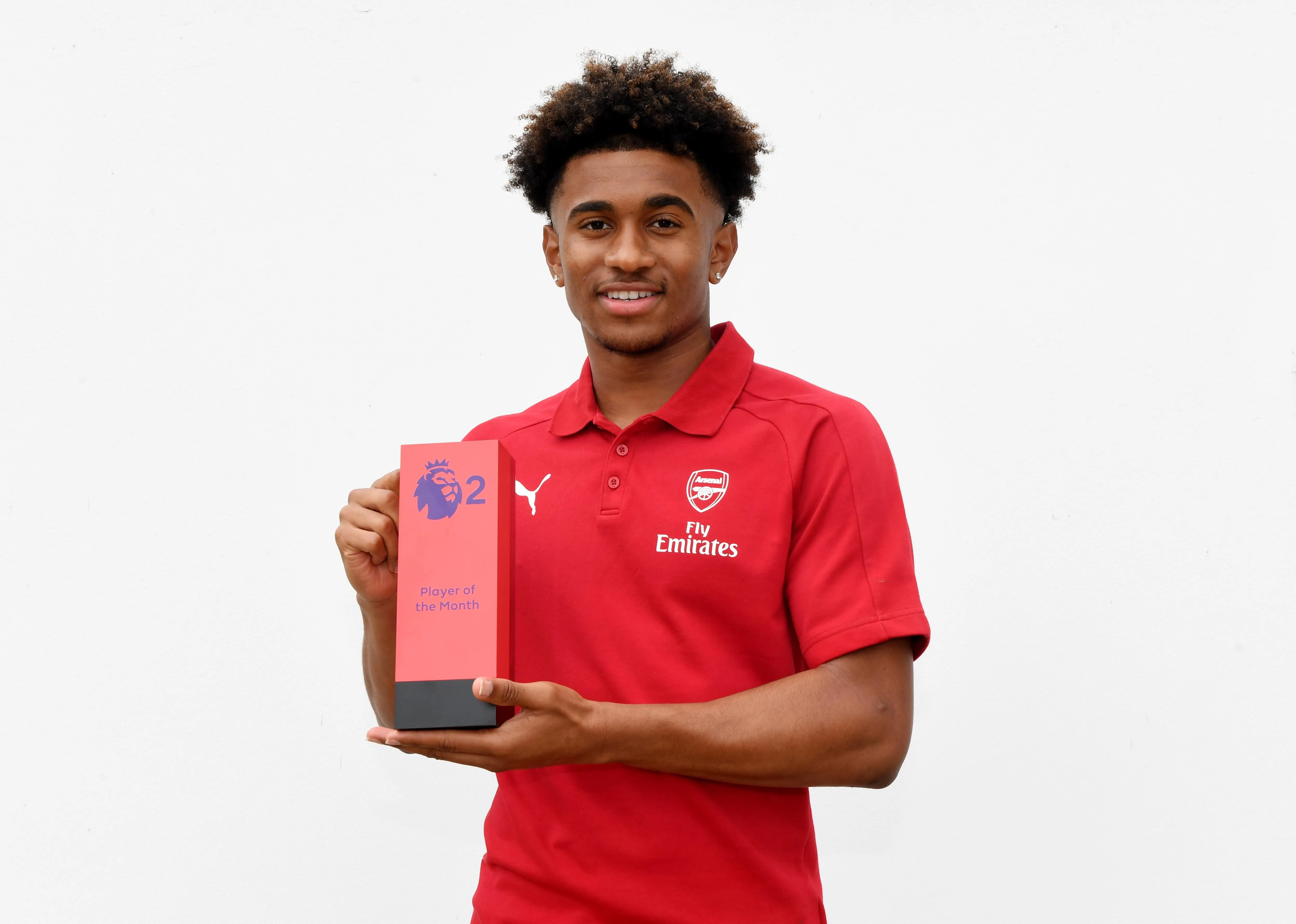 Arsenal bấu víu Reiss Nelson: Trong hình bóng Fabregas - Bóng Đá