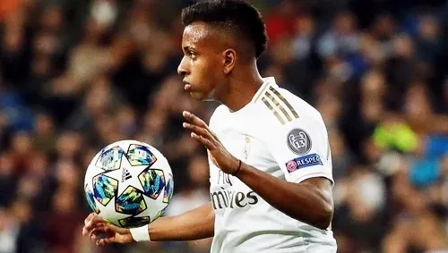 Liverpool want to sign Rodrygo - Bóng Đá