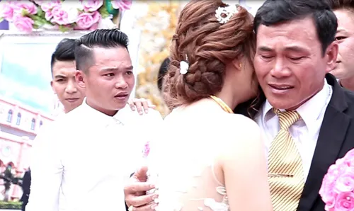 cha-khoc-trong-dam-cuoi-con-gai-9-phunutoday.vn