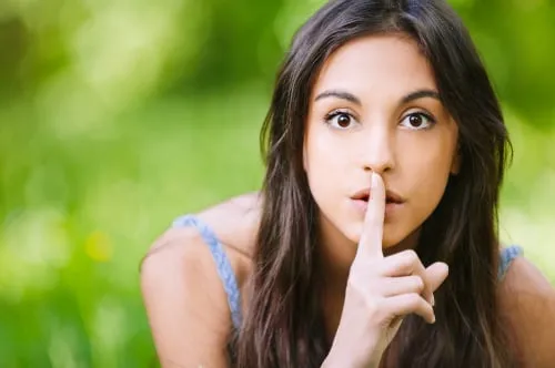 Teenage-Girl-with-Secret1-8323-1483323028