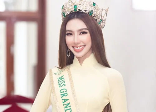 thuy-tien-trao-tang-trang-phuc-du-thi-miss-grand-international-2021-cho-bao-tang-phu-nu-nam-bo-286-6287605