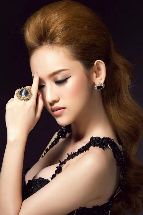 thuy-vi-phunutoday6