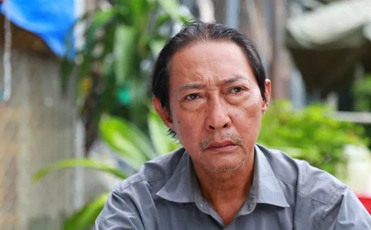 Nghệ sĩ Lê Bình qua đời sau 1 năm chống chọi với căn bệnh ung thư phổi.