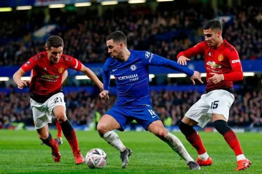 Lindelof tiết lộ bí kíp khóa Hazard - Bóng Đá