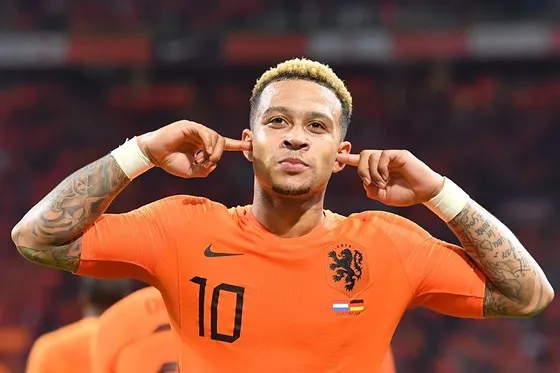 tại sao m.U không mua Depay - Bóng Đá