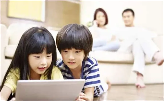 Tất cả những gì chúng ta có thể làm hãy để con được trải nghiệm những điều chúng mong muốn. (ảnh minh họa)