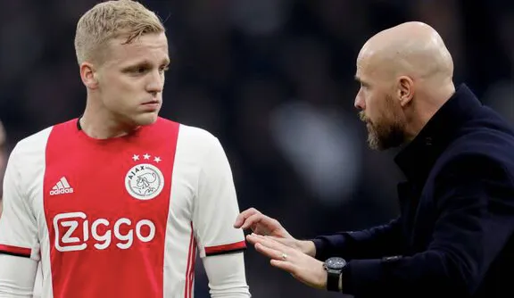 Man Utd outcast Donny van de Beek 'in Roma transfer offer' despite Erik ten Hag arrival - Bóng Đá