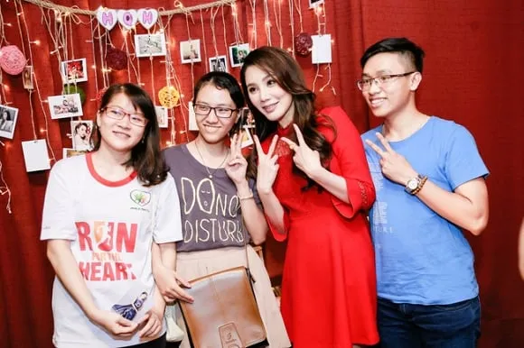 Ho-Quynh Huong (10)