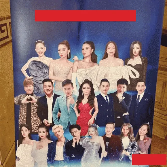dong-nhi-lan-luot-ha-ho-va-le-quyen-chiem-vi-tri-quyen-luc-tren-poster-thuc-hu-the-nao-3-ngoisaovn-w599-h600