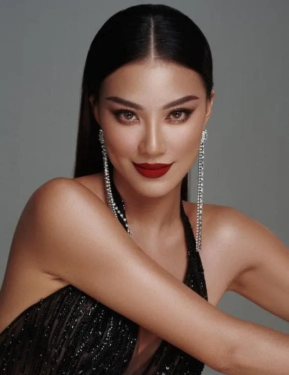 miss-universe-a-hau-kim-duyen-noi-bat-voi-phan-tu-gioi-thieu-ngoisaovn-w660-h855-ngoisaovn-w580-h751-ngoisaovn-w580-h751-ngoisaovn-w580-h751