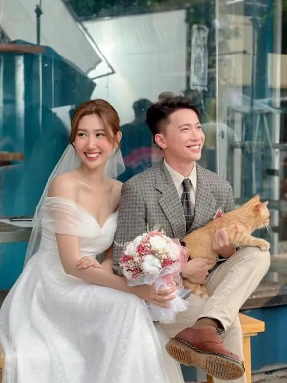 bi-don-co-chuyen-tinh-cam-voi-nhieu-nam-dong-nghiep-thuy-ngan-len-tieng-gat-4-ngoisaovn-w620-h827