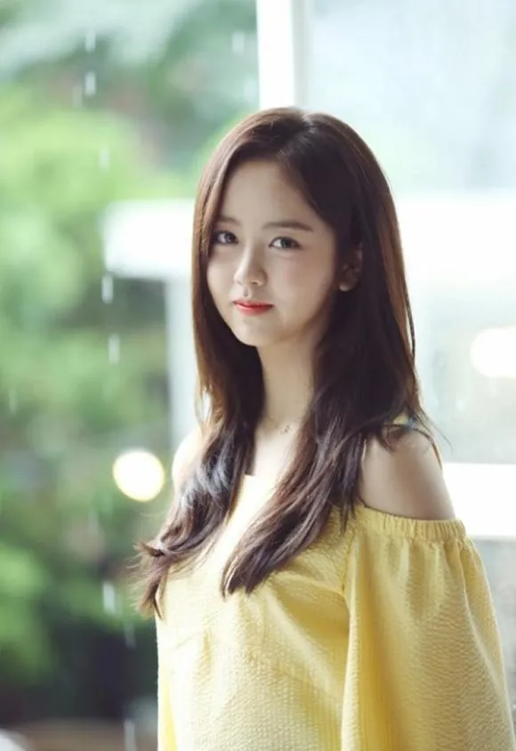 kim-so-hyun-ban-trai9hs71-ngoisao.vn-w600-h874