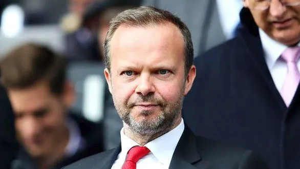 Fan Mu phát ngán với Ed Woodward - Bóng Đá