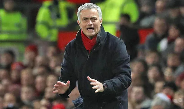 Mourinho ghen tức với Man City: 300 triệu bảng mua sắm là chưa đủ - Bóng Đá