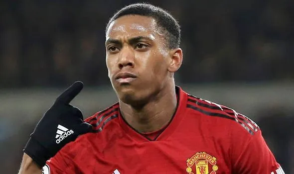 Solskjaer có thay đổi quan trọng về Martial - Bóng Đá