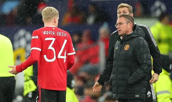 Rangnick on Van de Beek - Bóng Đá