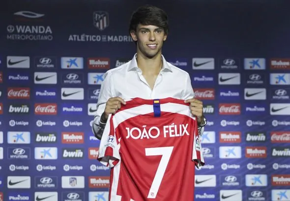 10 bản hợp đồng Atletico - Bóng Đá