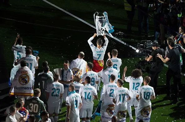 4 lý do Ronaldo vĩ đại hơn Messi - Bóng Đá