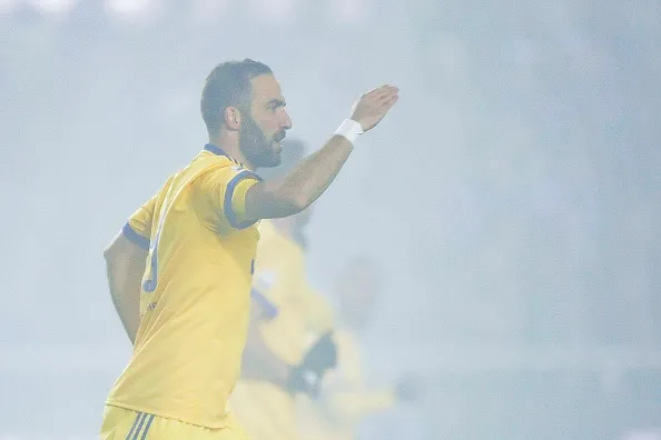 Higuain ghi bàn, Juve chiếm lợi thế lớn tại Coppa Italia - Bóng Đá