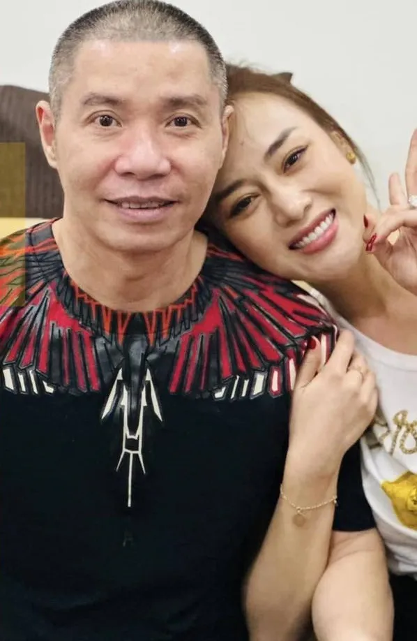 phuong-oanh-den-tham-cong-ly