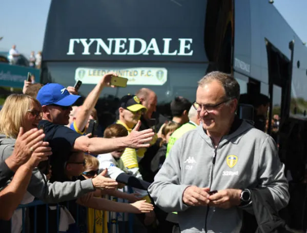 Thất bại khó hiểu, 'huyền thoại' nước Anh khiến cuộc đua lên Premier League căng thẳng tột cùng - Bóng Đá
