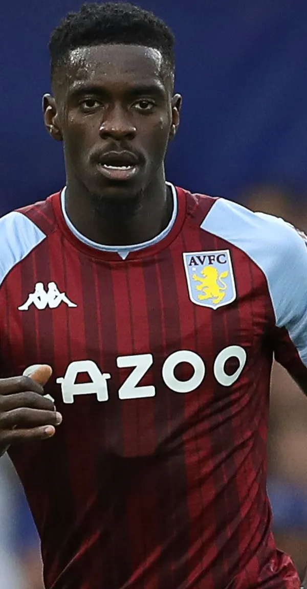 Man Utd star Axel Tuanzebe's agent blames Steven Gerrard for Aston Villa exit - Bóng Đá