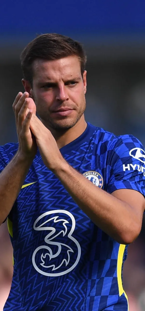 Atletico eye Azpilicueta - Bóng Đá