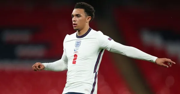 Gareth Southgate explains decision to leave Trent Alexander-Arnold out of England squad - Bóng Đá