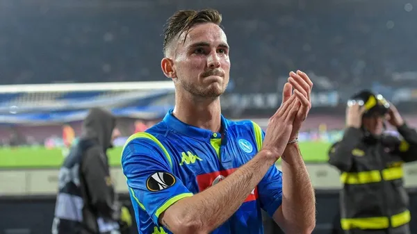 Man City theo đuổi Fabián Ruiz - Bóng Đá