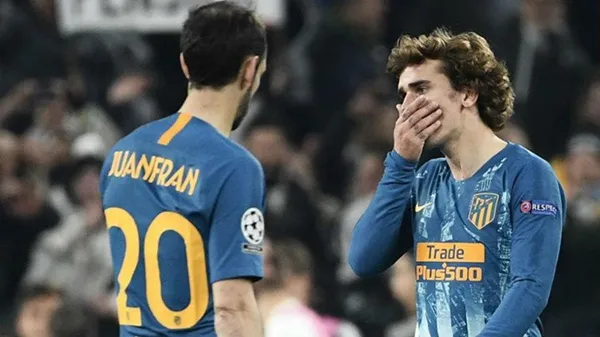 Griezmann: 'Tôi chẳng biết phải giải thích thế nào với gia đình' - Bóng Đá