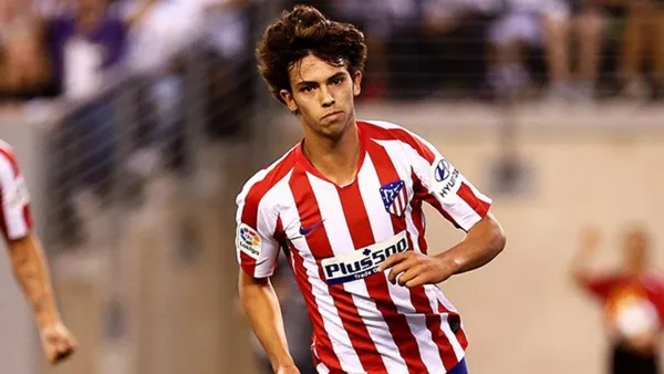 Joao Felix không giống Cris Ronaldo - Bóng Đá