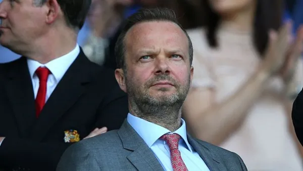 Phản ứng của Ed Woodward khi được khuyên mua Messi - Bóng Đá