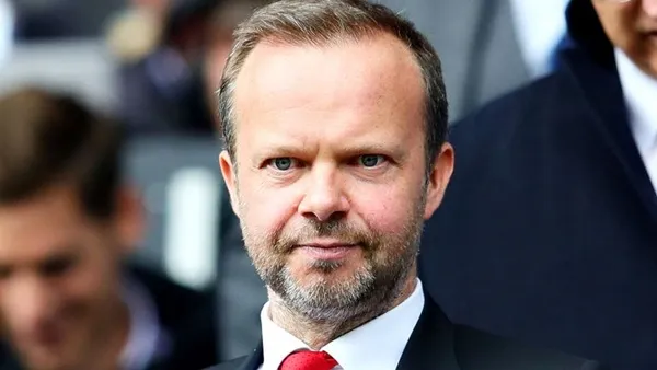 Phản ứng của Ed Woodward khi được khuyên mua Messi - Bóng Đá