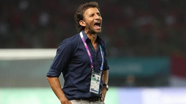 HLV Luis Milla không dẫn dắt ĐT Indonesia tham dự AFF Cup 2018 - Bóng Đá
