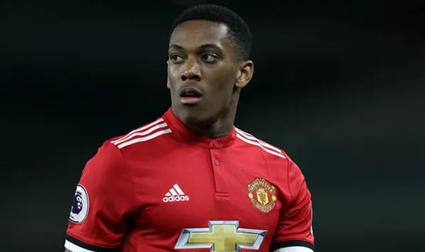 Huyền thoại Arsenal khuyên Martial nên sớm rời M.U - Bóng Đá