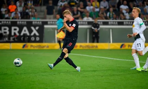 Lập hattrick, Timo Werner cùng đội nhà chiếm ngôi Dortmund - Bóng Đá