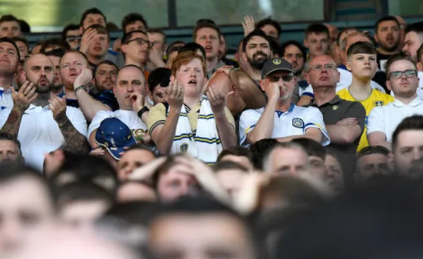 Thất bại khó hiểu, 'huyền thoại' nước Anh khiến cuộc đua lên Premier League căng thẳng tột cùng - Bóng Đá