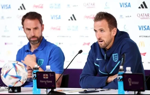 Mbappe, Harry Kane và tuyển Anh cầu mong ‘Vua’ Pele vượt bạo bệnh - Bóng Đá