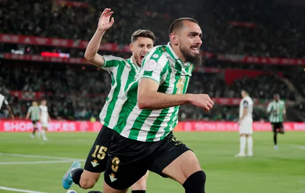 Joaquin vô địch Copa del Rey với Betis ở tuổi 41 - Bóng Đá