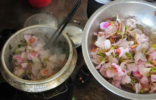 2-nhung-mon-ngon-doc-la-dien-bien-phunutoday (3)