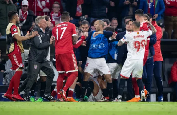 Không thể ghi bàn, Bayern và Sevilla phân định thắng thua bằng 'đấu võ' - Bóng Đá