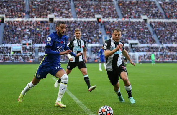 Mark Lawrenson predicts defeat for Newcastle at Chelsea - Bóng Đá