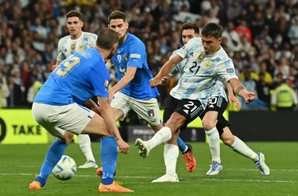 Messi lập cú đúp kiến tạo, Argentina hạ gục Ý giành cúp Finalissima - Bóng Đá