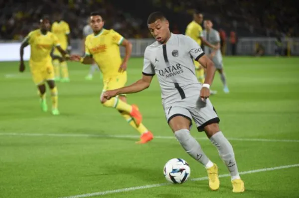 Mbappe lập cú đúp, PSG thắng dễ Nantes ngay trên sân khách - Bóng Đá